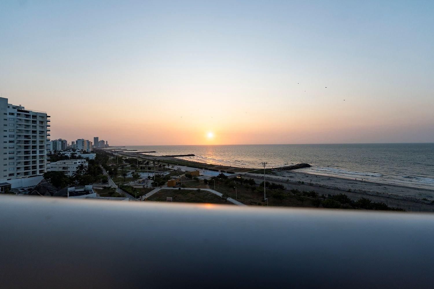 Maravillosa Frente Al Mar Y Atardecer Cb911 Apartamento